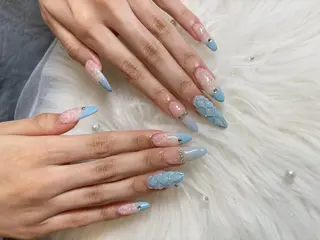 ネイル le'a -レア-のネイルデザイン