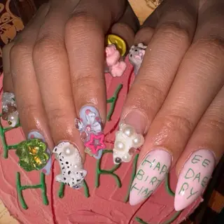 ネイル 佐々木 優衣のネイルデザイン
