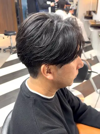 ミディアム カラー パーマ ヘアアレンジ メンズ 伊藤 陸のヘアスタイル
