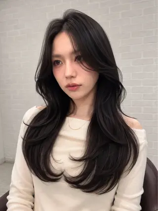 セミロング カラー 【韓国ヘア×透明感 カラー】笹谷 莉未のヘアスタイル