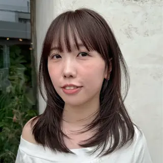 ミディアム たおちゃん／レイヤー ／透明感カラーのヘアスタイル
