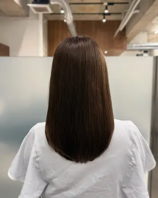 セミロング カラー 縮毛矯正+モテカラー 🎀✨MIHOのヘアスタイル