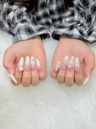 ネイル Anh ゴテゴテネイルのネイルデザイン