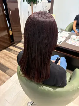 セミロング AKIHO 暖色カラーのヘアスタイル