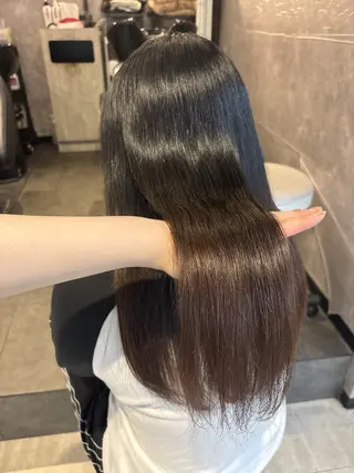 セミロング カラー 💜eluあやね💜 🫧カラー・縮毛矯正のヘアスタイル