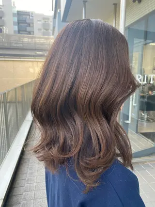 ミディアム カラー ✨似合わせカラー 阿部賢✨のヘアスタイル