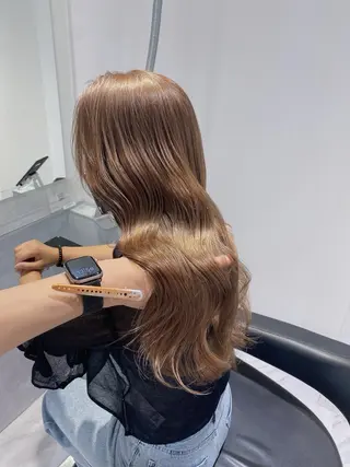 セミロング カラー センターパート特化 井上健太のヘアスタイル