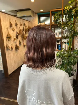 ミディアム カラー 早坂 さくらのヘアスタイル
