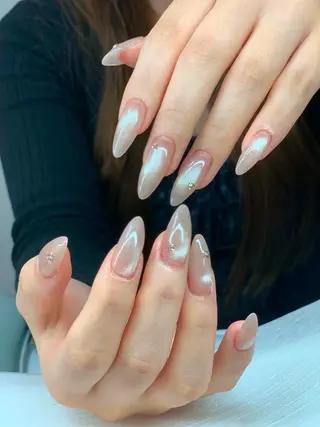 ネイル T.Lee Hahaのネイルデザイン