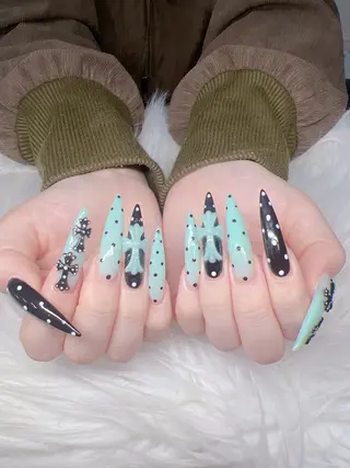 ネイル Lee Nails チップ長さだし専門店のネイルデザイン