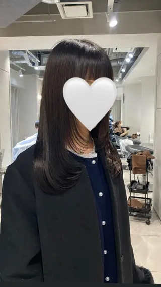 セミロング 上品ハイトーン×艶 カラー🤍／ふうかのヘアスタイル