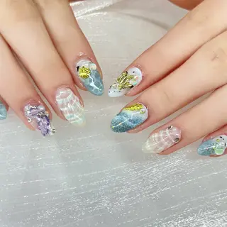 ネイル VIERU YURIのネイルデザイン