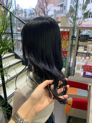 ミディアム カラー 海外girl🤎 透明感ベージュmaoのヘアスタイル