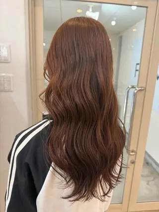 ロング カラー 柴原 杏梨のヘアスタイル