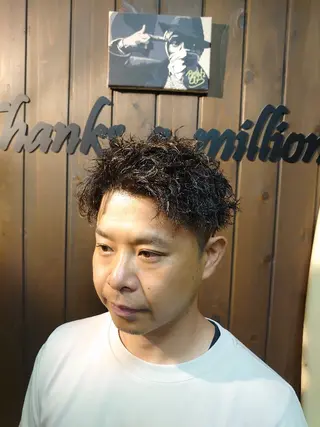 パーマ ショート メンズ 岡林 選のヘアスタイル