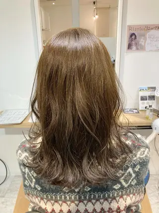 ミディアム カラー 【女性指名No.1】 西口直子のヘアスタイル