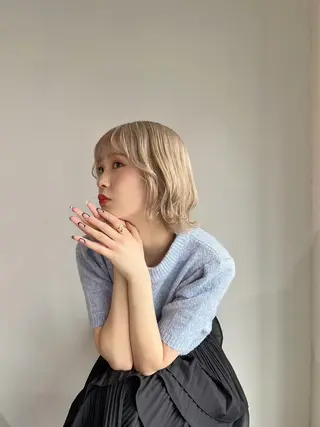 ショート カラー Luana / 公式 / 大通のヘアスタイル