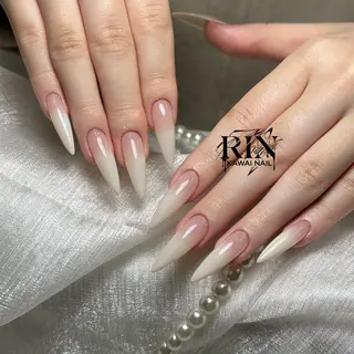 ネイル グエン リンのネイルデザイン