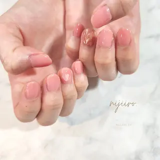 ネイル nijiiro🌈 サトウのネイルデザイン