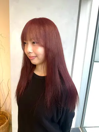 ロング ハイトーン/うる艶 カラー Mioのヘアスタイル