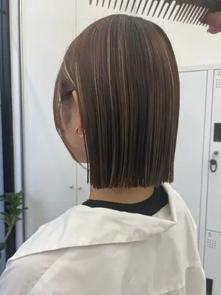 ミディアム レイヤーカット 瑠輝のヘアスタイル