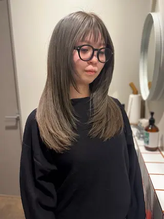 ロング カラー マツダテ ホノカのヘアスタイル