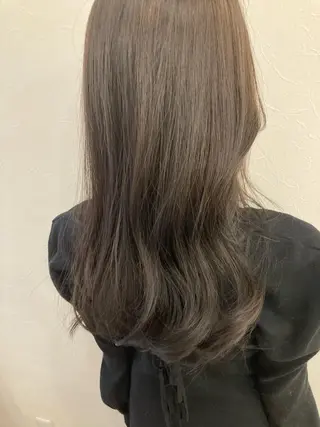 カラー Misirlou Hairのヘアスタイル