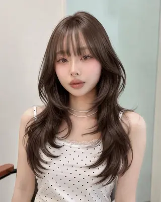 カラー 韓国レイヤー×透明感 カラー🫧札幌のヘアスタイル