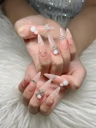 ネイル Lee Nailsのネイルデザイン