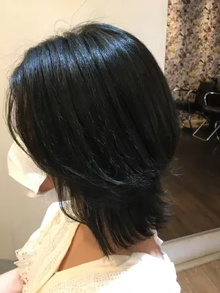 ミディアム カラー plaatje 義見のヘアスタイル