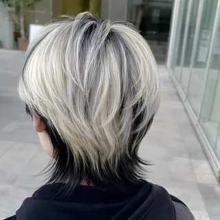ショート カラー メンズ ⭐️韓国ブリーチ 顔周りカット⭐️のヘアスタイル
