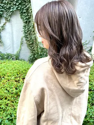 ミディアム カラー 久保 明日香のヘアスタイル