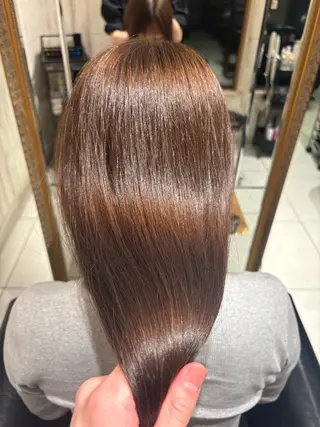 ロング カラー 松井 悠希のヘアスタイル