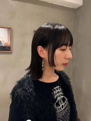 セミロング 新宿/顔周りカット +レイヤー＝しずく♩のヘアスタイル