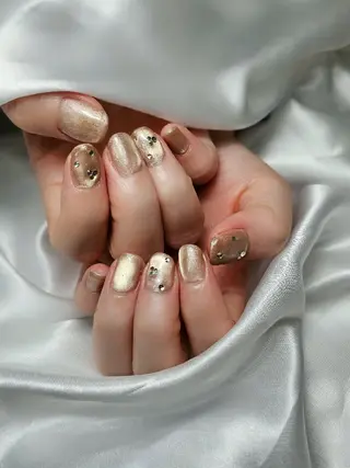 ネイル Ra: Nail   라: 네일のネイルデザイン