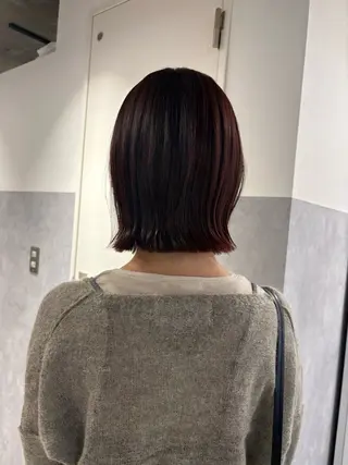 カラー ベージュ、ブラウン ／ボブ　ユミのヘアスタイル