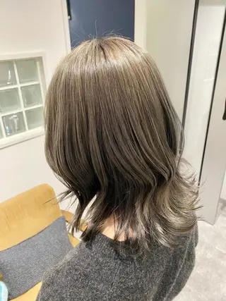 セミロング カラー 【safric】 NAOのヘアスタイル