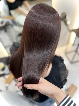 ロング カラー Zina aimiのヘアスタイル