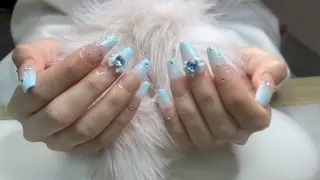 ネイル 💫🌸💕リサ nail ⭐️✨のネイルデザイン