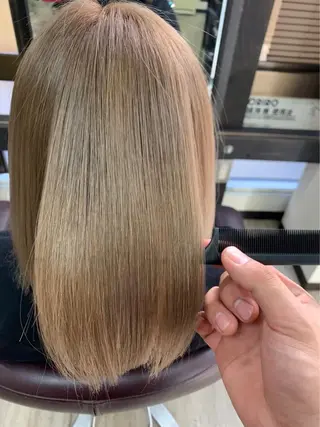 ミディアム 酒徳 ヒロヤのヘアスタイル