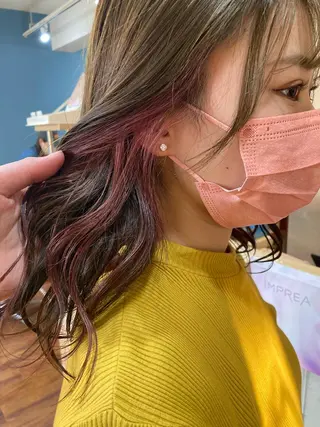 カラー 安永 里帆のヘアスタイル
