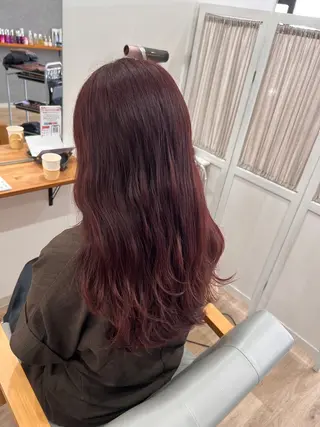 ロング 高橋 優実のヘアスタイル