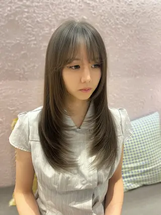セミロング merc.🐑🤍 山口夏希のヘアスタイル