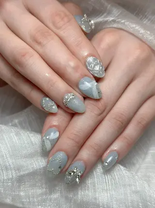ネイル Lisa Nail Salonのネイルデザイン
