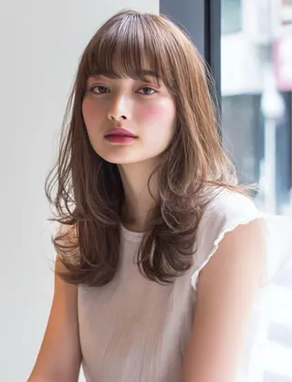 ロング カラー 韓国×艶ハイトーンが かわいい✨️リオ🍒のヘアスタイル
