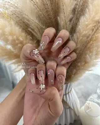 ネイル AERA nail shino🐱⸝꙳のネイルデザイン