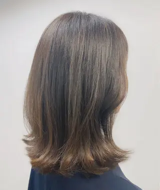 ミディアム 星原 瑞穂のヘアスタイル