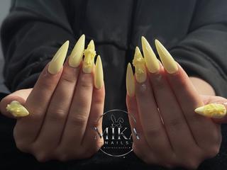 ネイル 🦊Genie🦊 Mika Nailsのネイルデザイン
