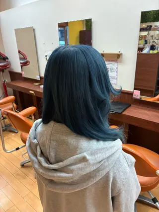 カラー ルキ🌈ブリーチカラ ー&メンズパーマ🦄のヘアスタイル