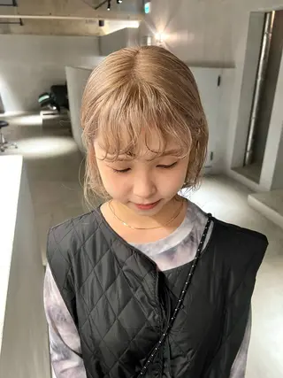 ミディアム カラー 宮川 日菜子のヘアスタイル